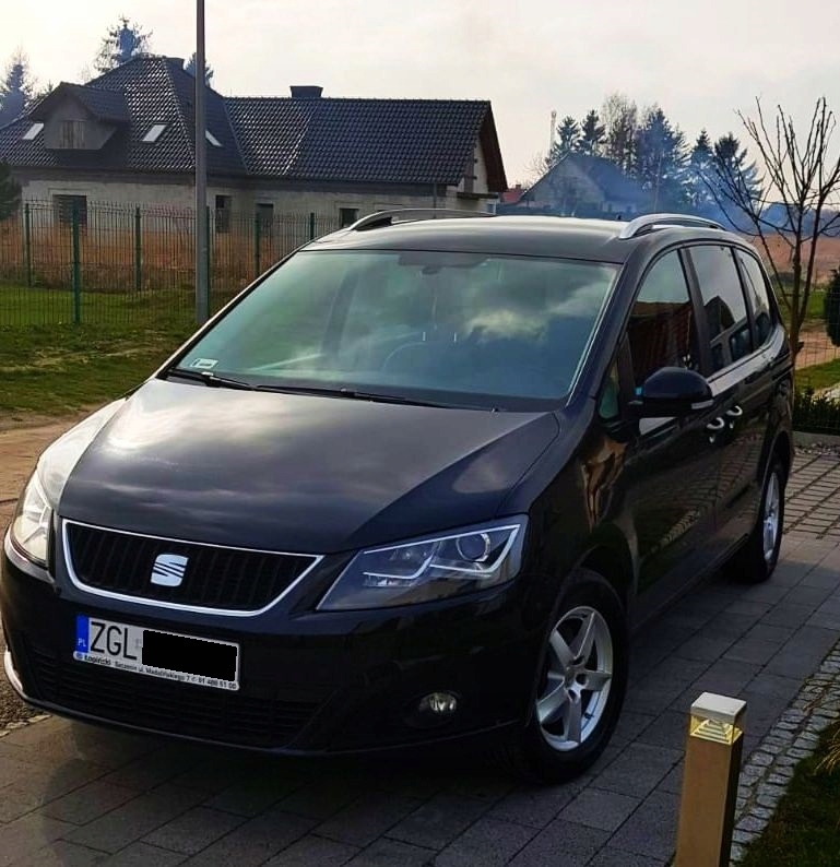 Seat Alhambra 2011. Wersja 7-osobowa.