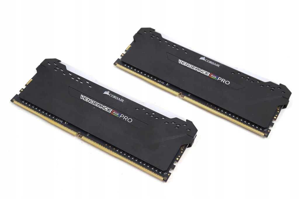 Pamięć RAM Corsair Vengeance RGB PRO 16GB DDR4