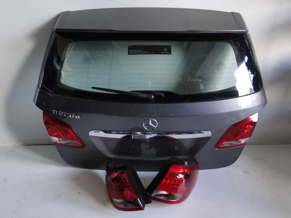 MERCEDES B KLASA W246 ZDERZAK AMG KLAPA LAMPA LIFT