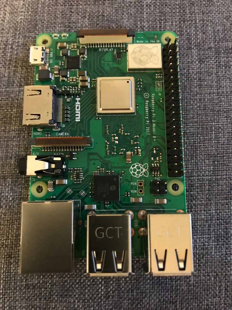 Nowa !! Raspberry Pi 3 Model B+16 Gb microSD CARD