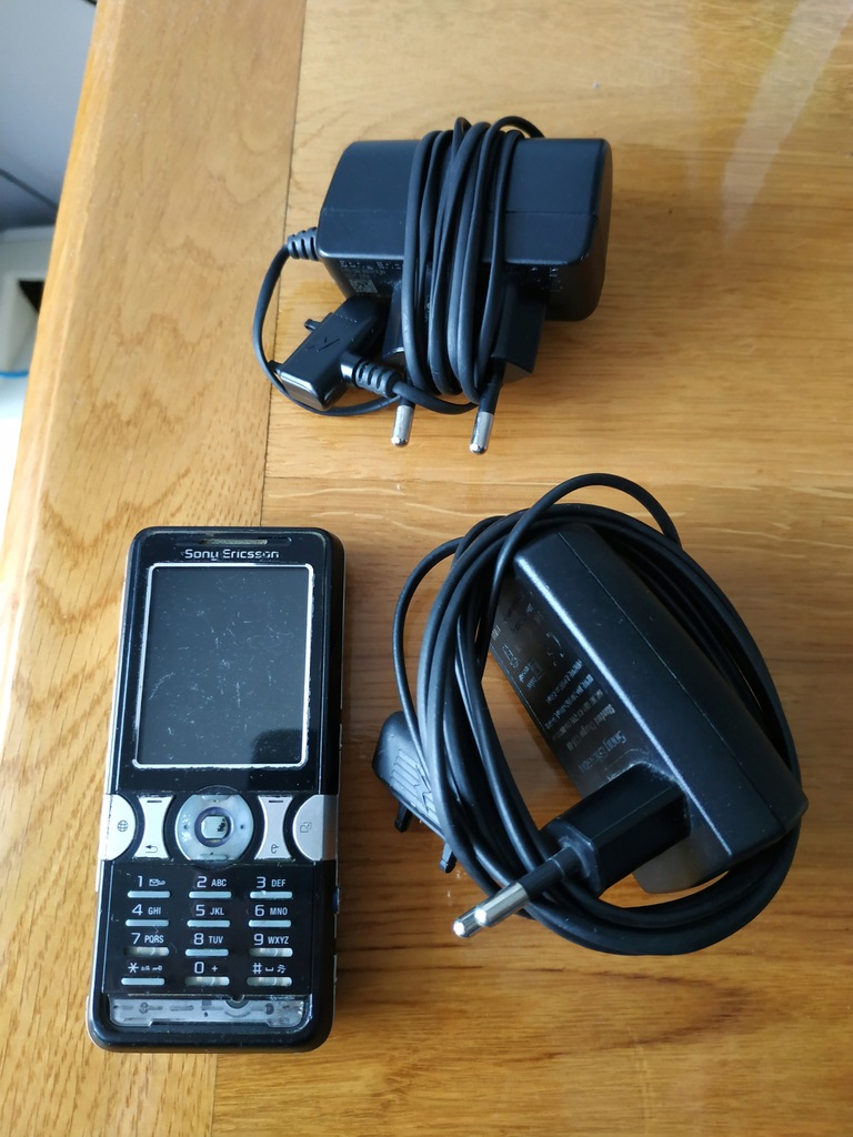 Sony Ericsson K550 + Ładowarka