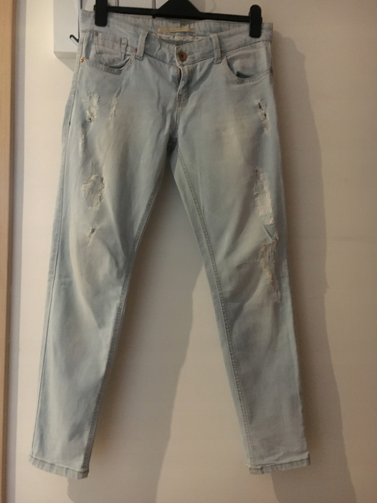 Bershka jeansy dziury przetarcia 38/M