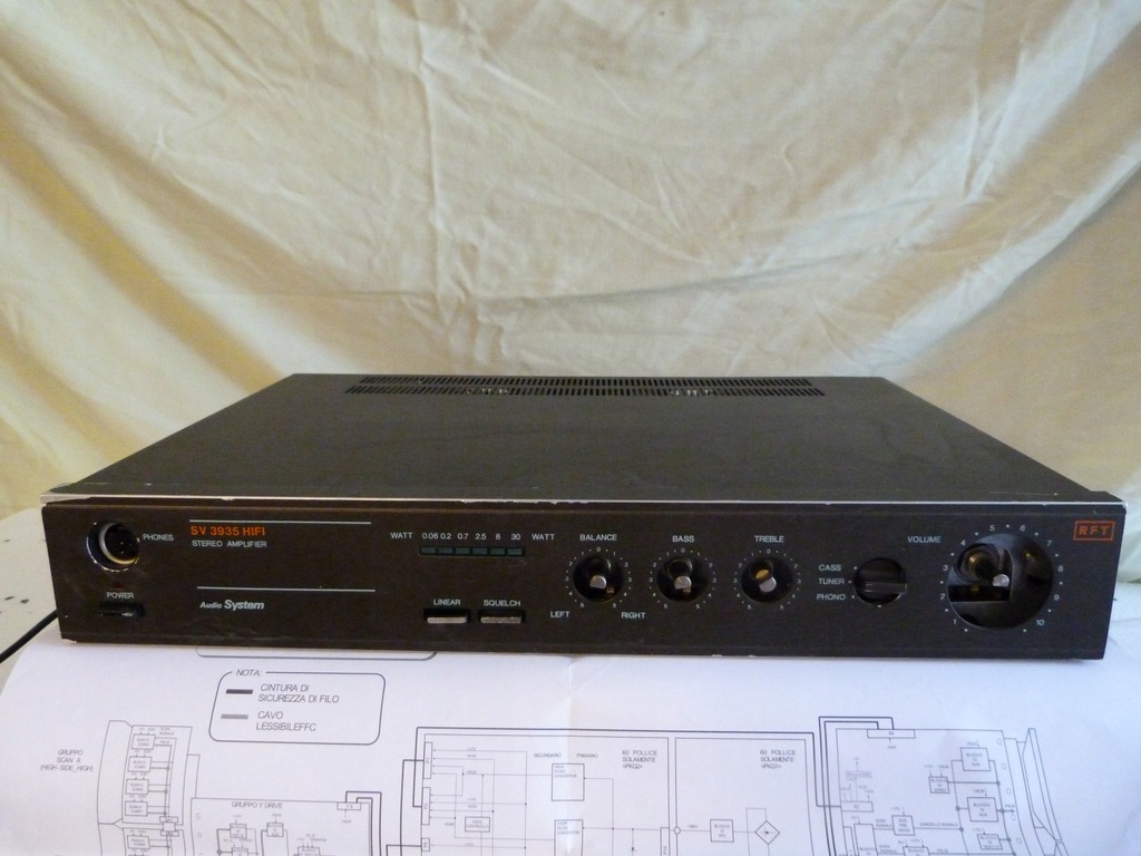 Retro wzmacniacz z DDR - RFT 3938