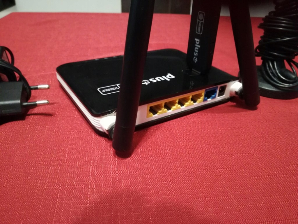 router + modem LTE HUAWEI
