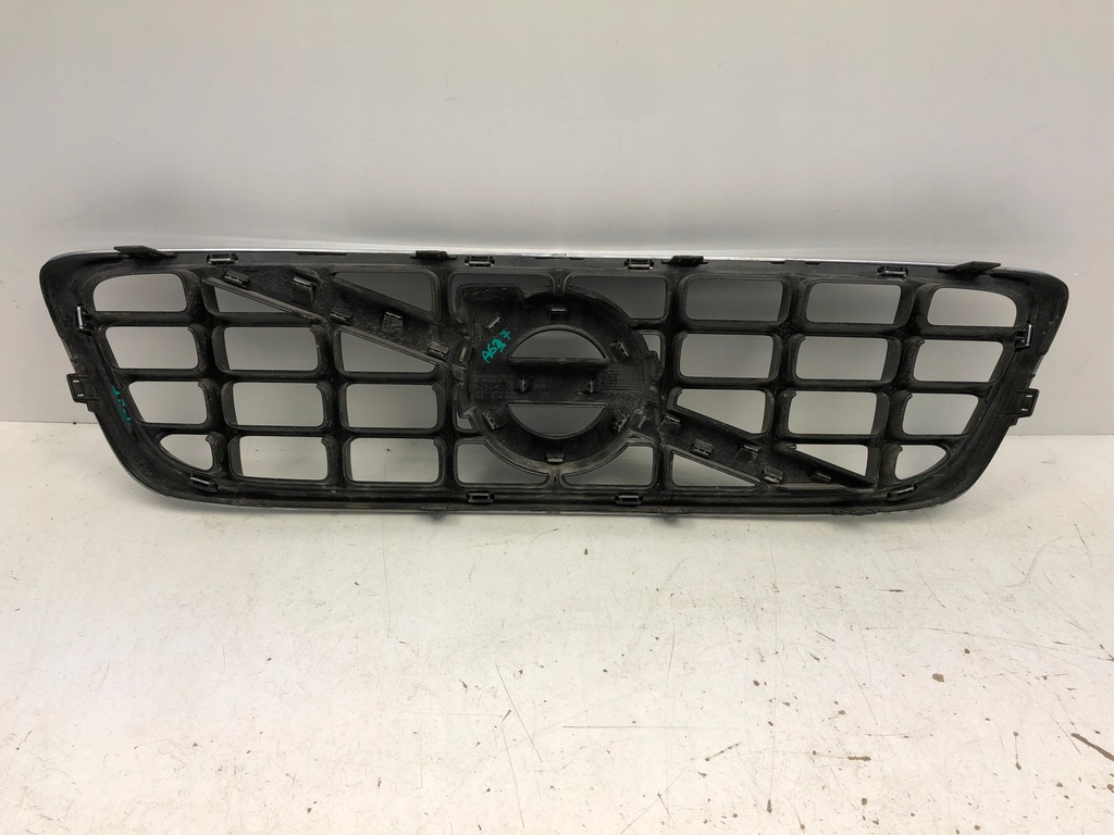 GRILL ATRAPA VOLVO V70 08 12 R DUŻY ZNACZEK 7931027557