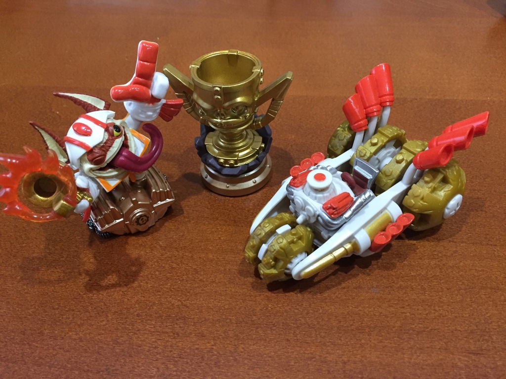Skylanders DOUBLE DARE TRIGGER HAPPY GOLD RUSHER