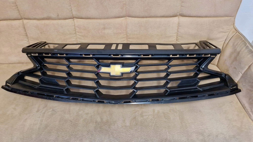 Grill Atrapa Zderzak Chevrolet Camaro 2019 - 2023 LT LS LT1