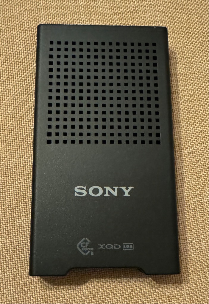Czytnik kart pamięci Sony MRW-G1 - CFexpress Typ B/XQD na USB-C - Okazja !!
