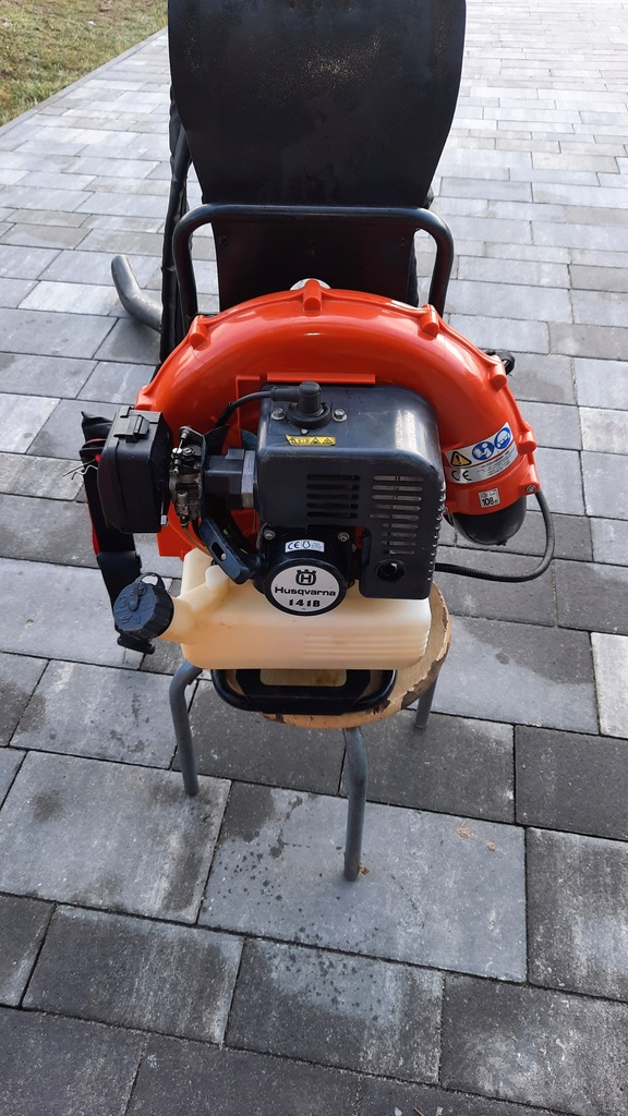Dmuchawa spalinowa plecakowa Husqvarna 141B 13278122423 oficjalne