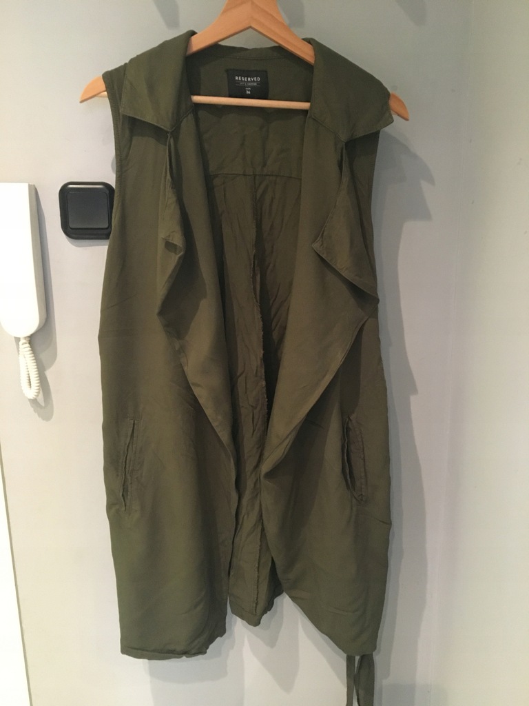 Reserved kamizelka khaki 36