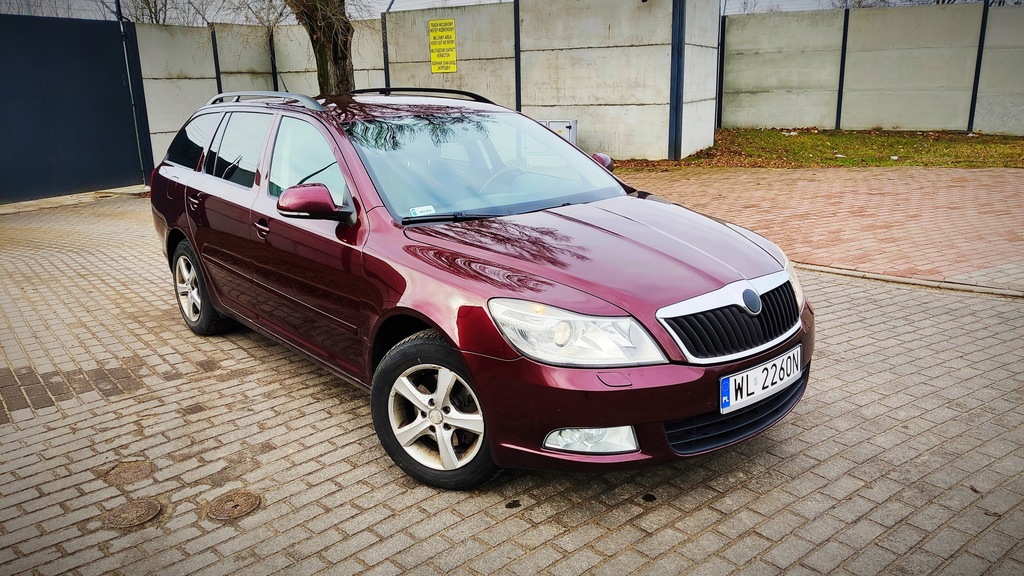 Купить Skoda Octavia II FL 1.8TSI комби: отзывы, фото, характеристики в интерне-магазине Aredi.ru