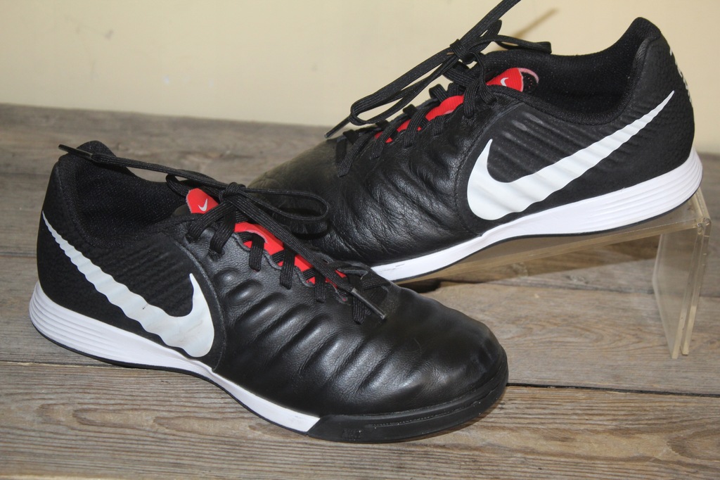 Nike tiempo 36 hotsell