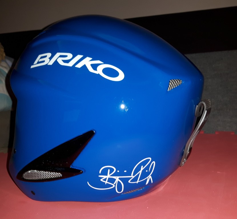 KASK BRIKO STRATOS ROZM. 60CM NOWY, AUTOGRAF