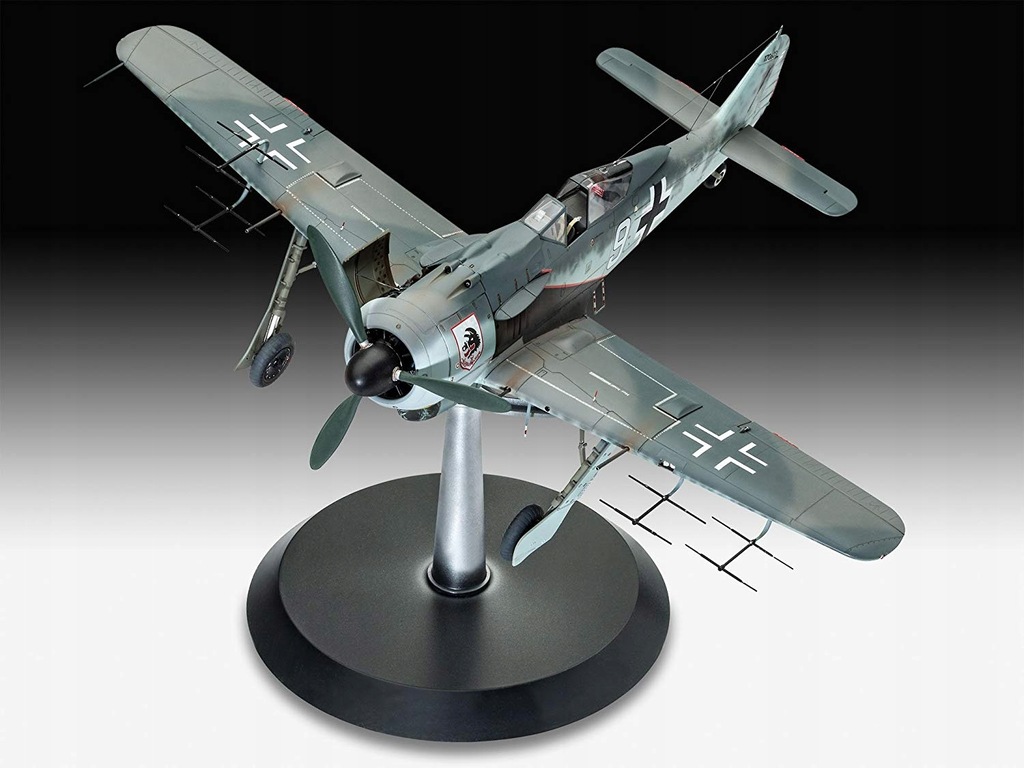 Купить REVELL 03926 FOCKE WULF FW190A-8, A-8/R11 NIGHTFIG: отзывы, фото, характеристики в интерне-магазине Aredi.ru