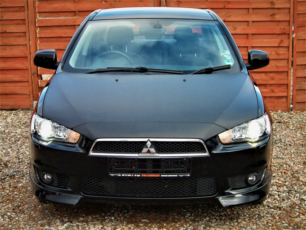 Mitsubishi Lancer INSTYLE NAVI - Sedan - Skóry -