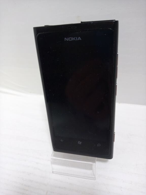 TELEFON NOKIA LUMIA 800