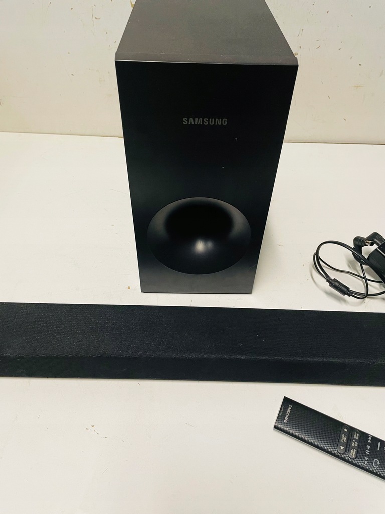 SOUNDBAR SAMSUNG HWK360 (K1772/22) 12205851651 oficjalne archiwum
