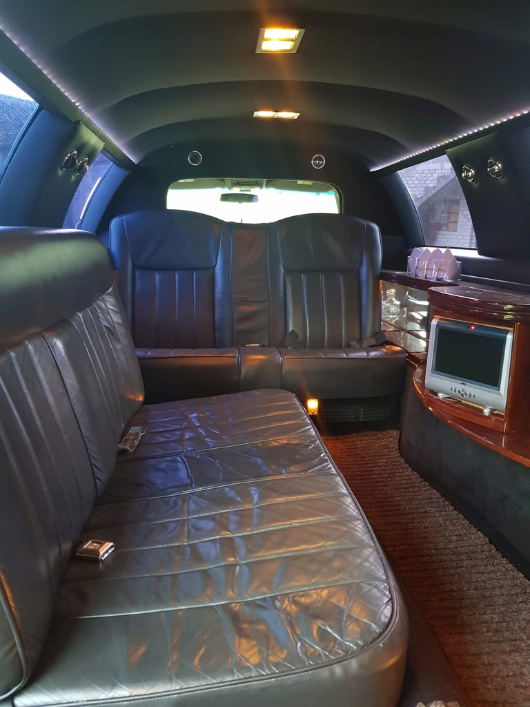 Купить Lincoln Town Car 4.6 9-местный лимузин: отзывы, фото, характеристики в интерне-магазине Aredi.ru