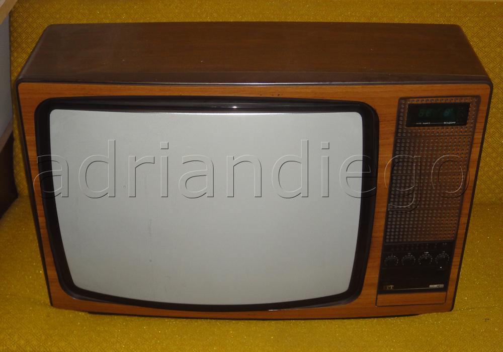 Telewizor ITT Ideal Color 3723 West Germany P-ń