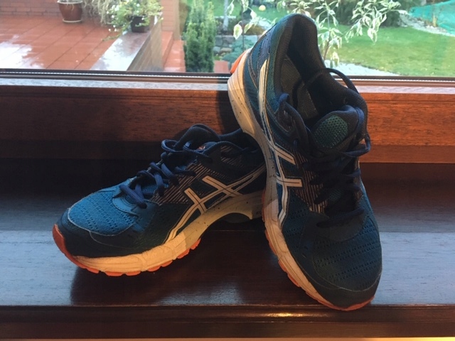 T617n asics top
