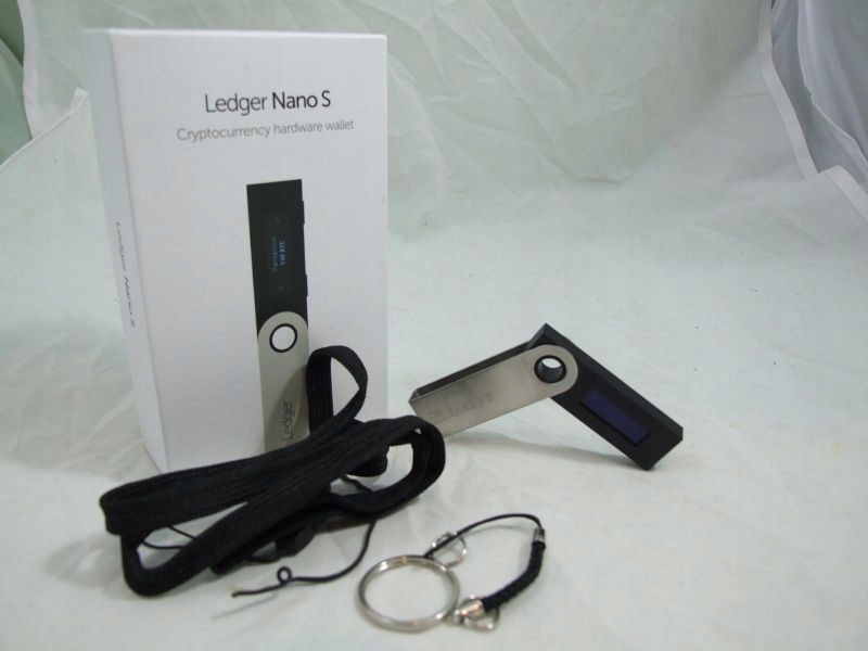 PORTFEL DO KRYTOWALUT LEDGER NANO S OD LOOMBARD!!