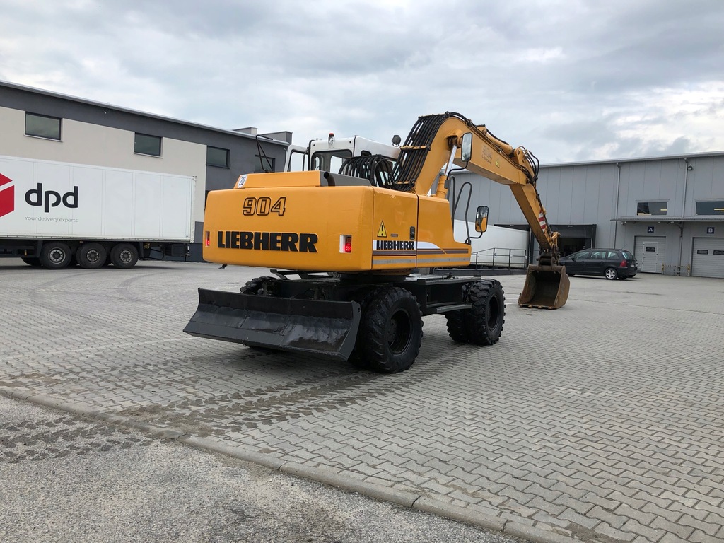 Koparka na kołach Liebherr A904