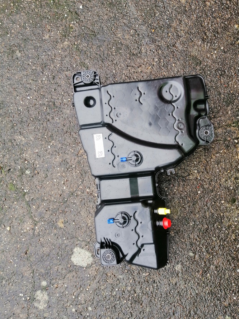 ZBIORNIK ADBLUE VW TIGUAN II 5QF131877N 12777250562 oficjalne