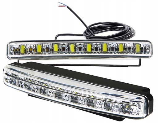 ŚWIATŁA DO JAZDY DZIENNEJ Z AUTOMATEM LED