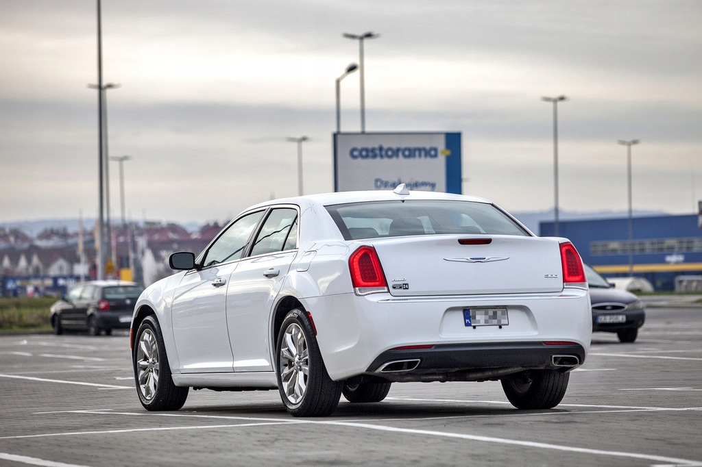 Chrysler 300C LIMITED, 4x4, 296KM 2015r, 37 tys km