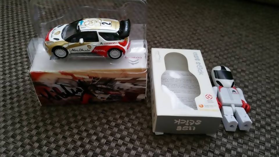 MIKKO HIRVONEN ZESTAW CITROEN WRC Z AUTOGRAFEM