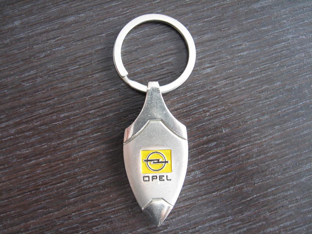 Breloczek brelok Opel