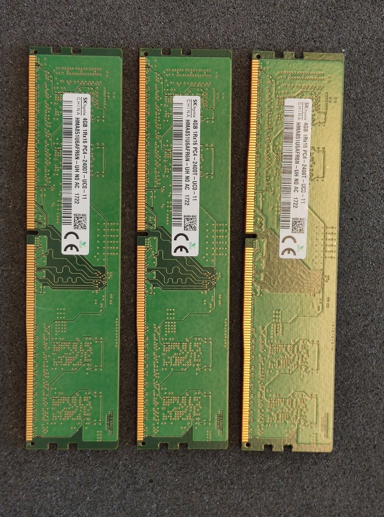 Pamięć RAM Hynix DDR4 4 GB 2400 PC HMA851U6AFR6N