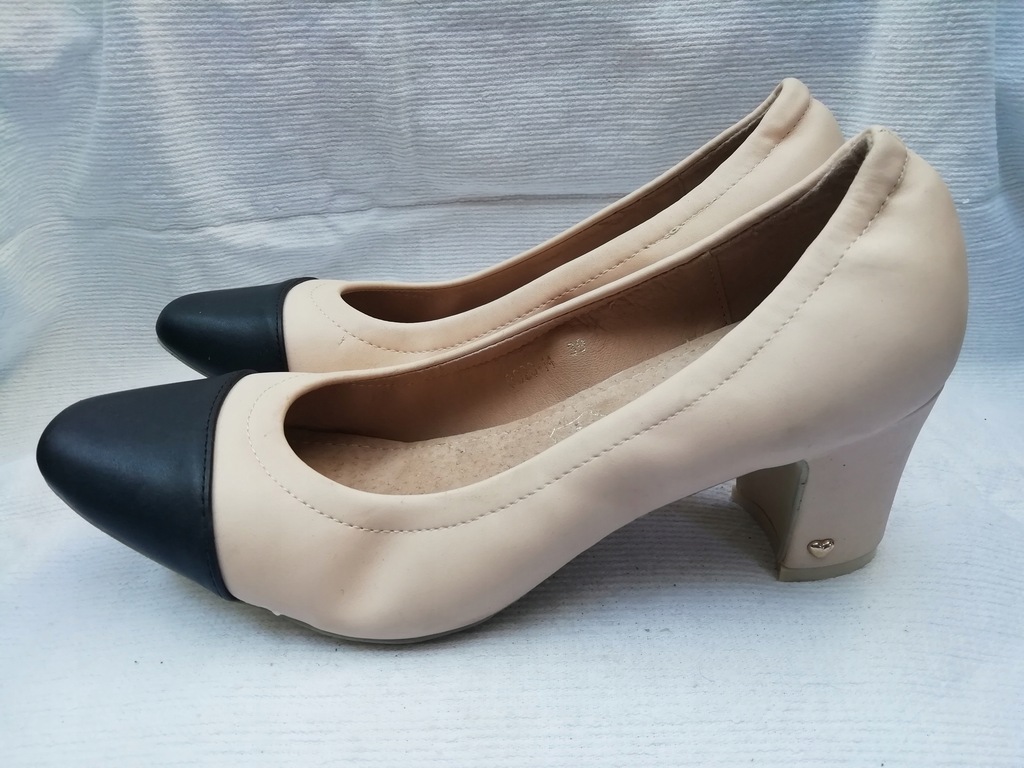 BUTY CZÓŁENKA 39 VICES ECRU SKÓRA-WKŁADKA /93