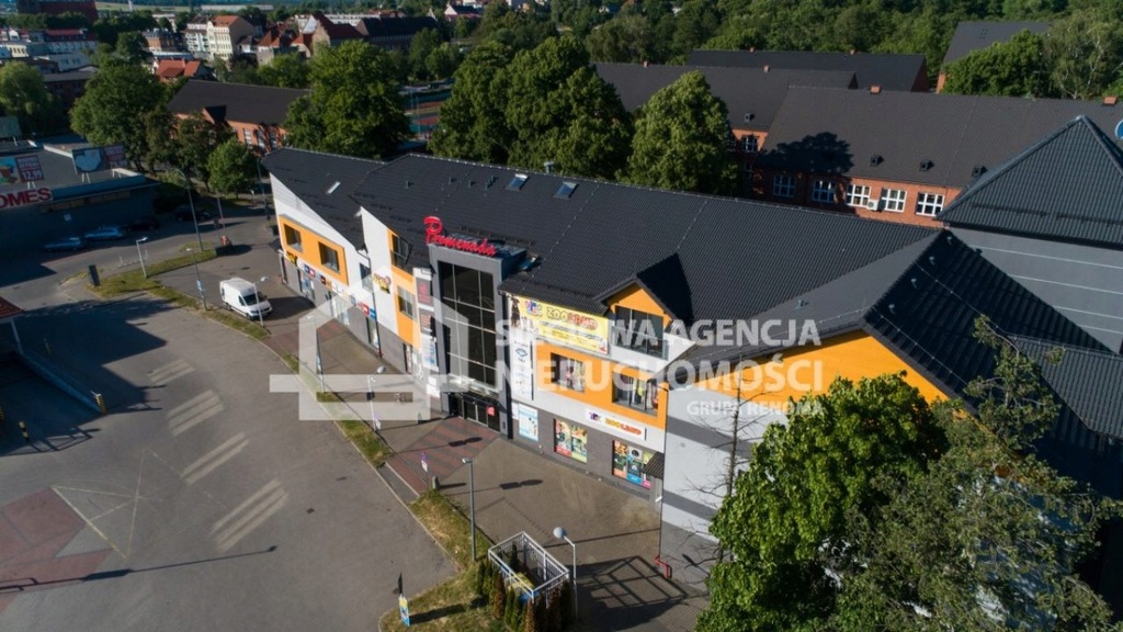 Komercyjne, Lębork, Lęborski (pow.), 1600 m²