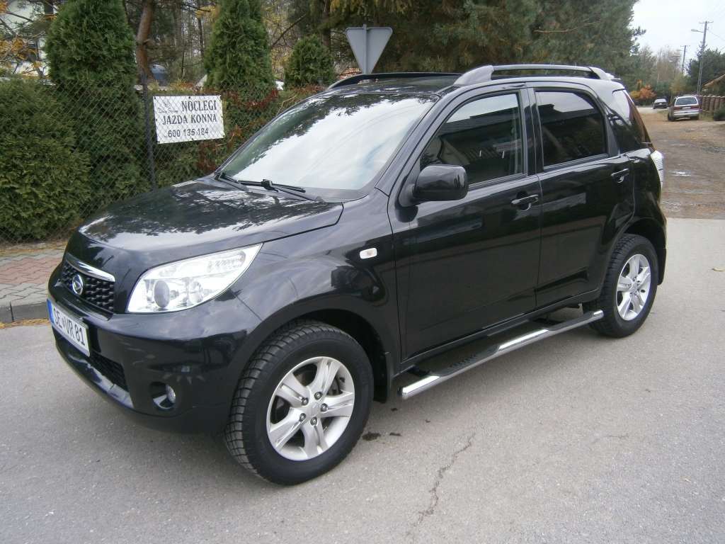 Daihatsu Terios 4x4 1.5 Benz. Bezwypadek Niemcy