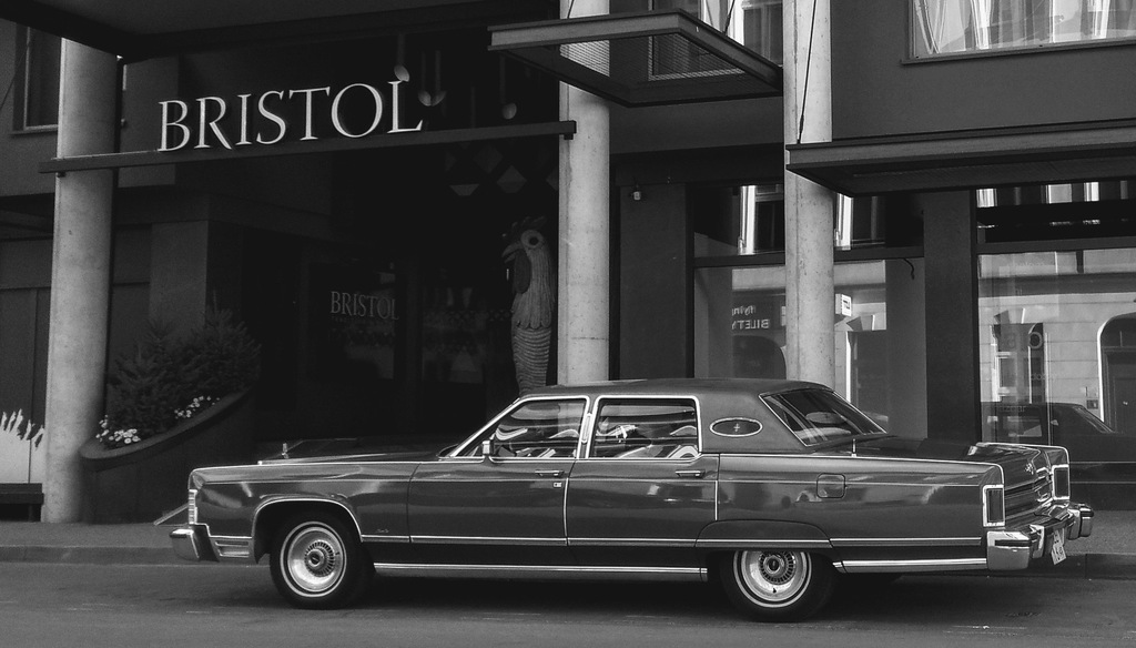 Купить Продается Lincoln Continental Town Car 1977 года выпуска.: отзывы, фото, характеристики в интерне-магазине Aredi.ru