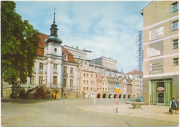 Legnica neon TEKSTYLIA reklama mural