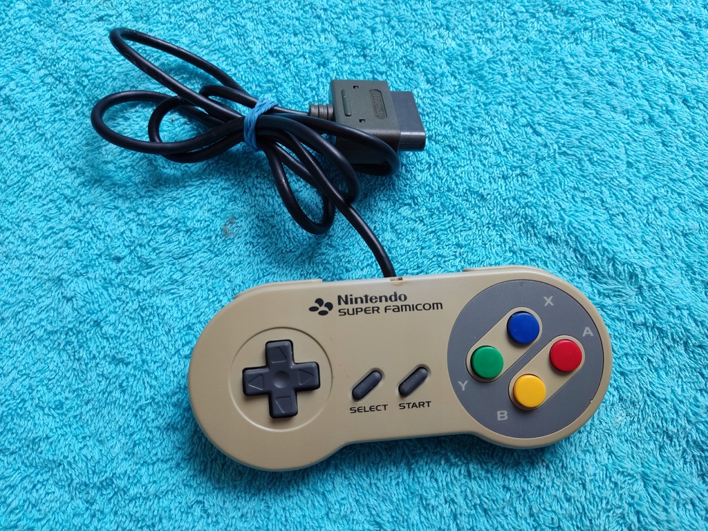 Kontroler Super Famicom/Super Nintendo