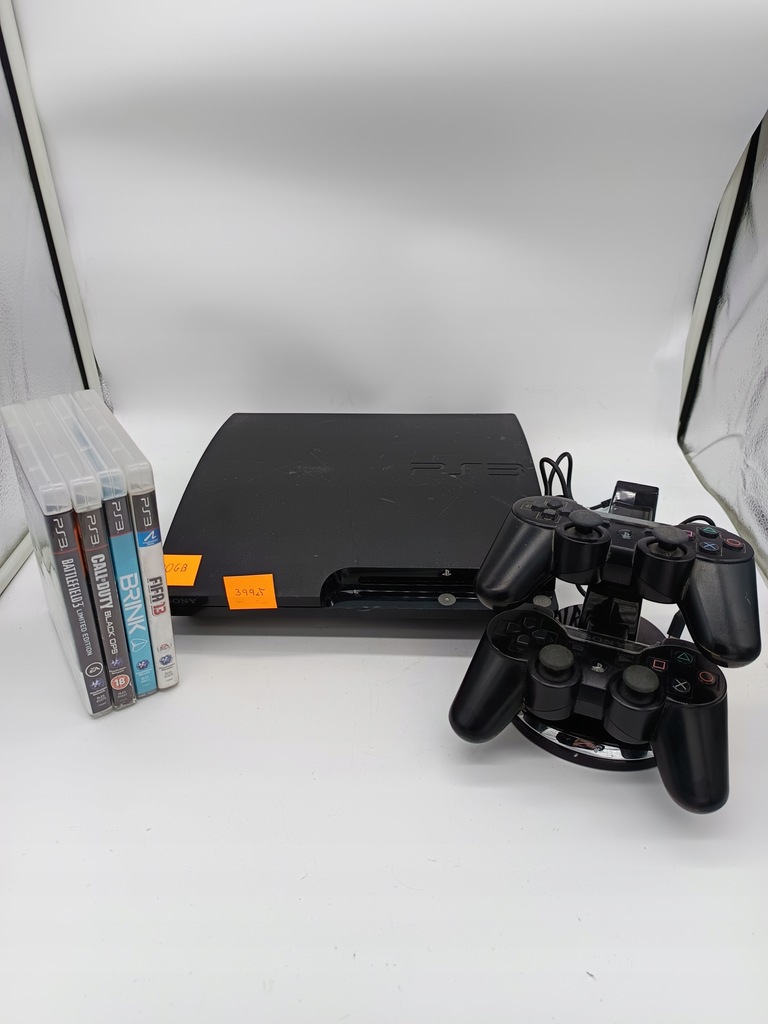 Konsola PlayStation 3 slim 160GB + GRY + 2 PADY