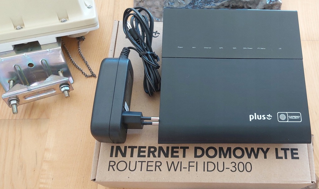 Zestaw Router Modem 4G LTE ODU-IDU 300 + GRATIS !