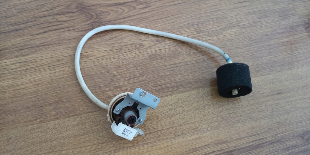 Hydrostat DN-S14 do pralki Samsung WF-F1061GW - 9554182493 - oficjalne ...