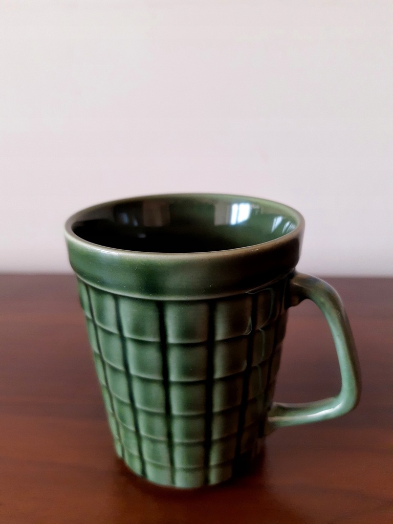 Kubek PORCELIT PRUSZKÓW; wzór KRATKA; ZIELONY; PRL