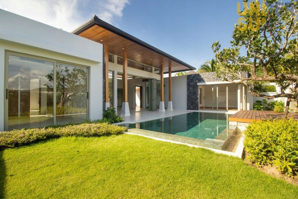 Dom, Phuket, 328 m²