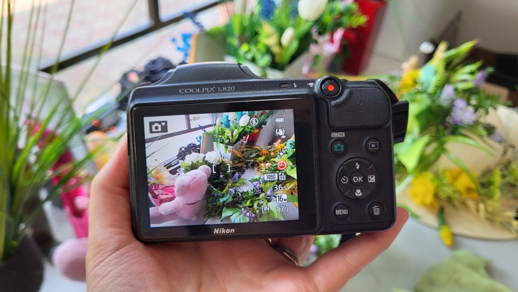 ＊完動品　Nikon COOLPIX L820 動作確認済み Amazon | Nikon デジタルカメラ COOLPIX L820 光学30倍ズーム