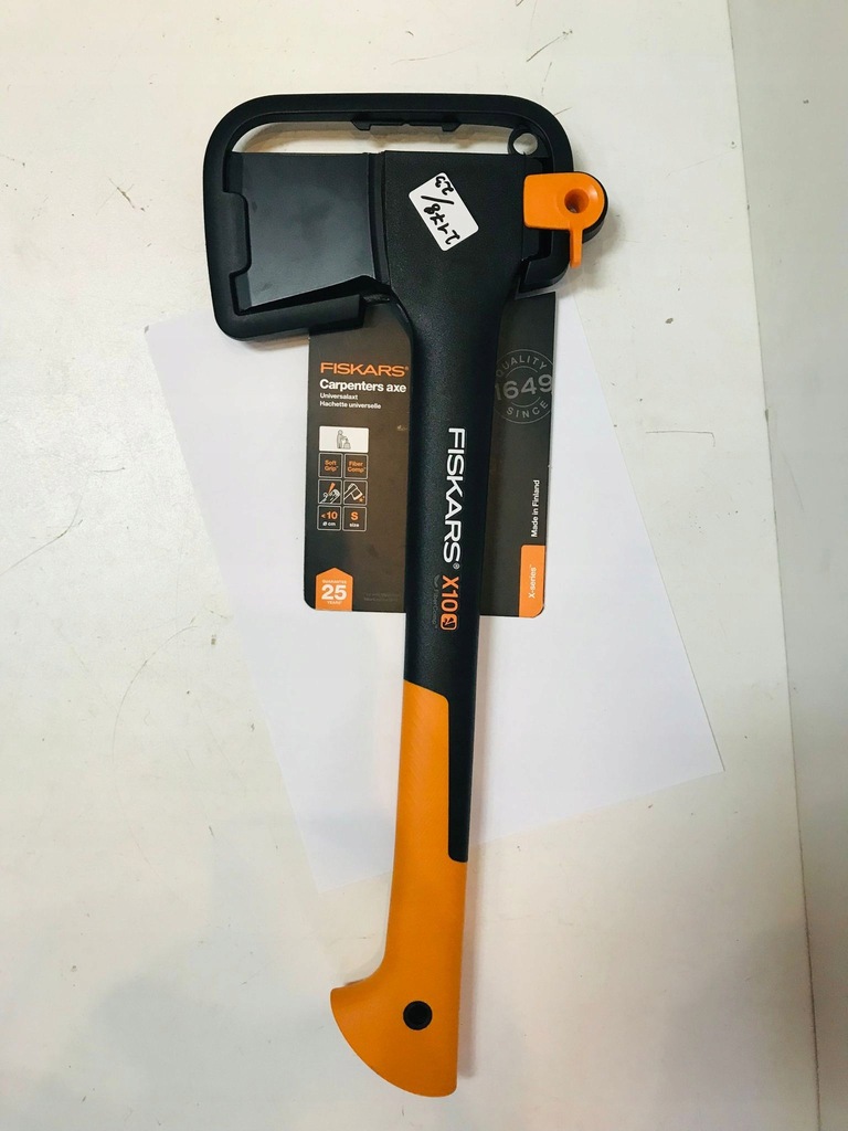 Siekiera Fiskars X10 ( 2178/23)