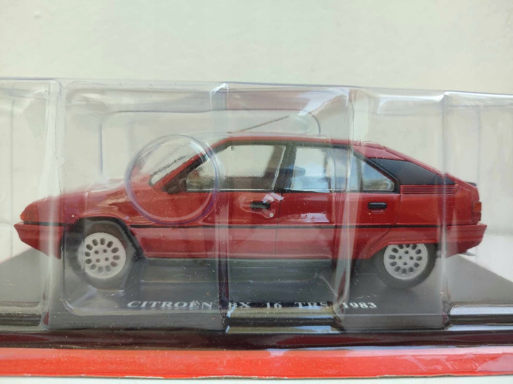 Hachette 1:24 Citroen BX 16 TRS 1983 Auta Prl NRD DDR