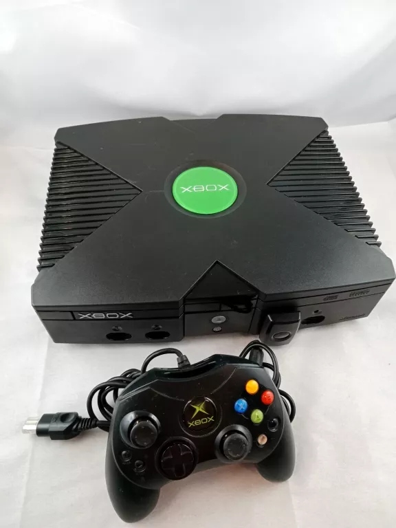 XBOX VIDEO GAME SYSTEM + PAD