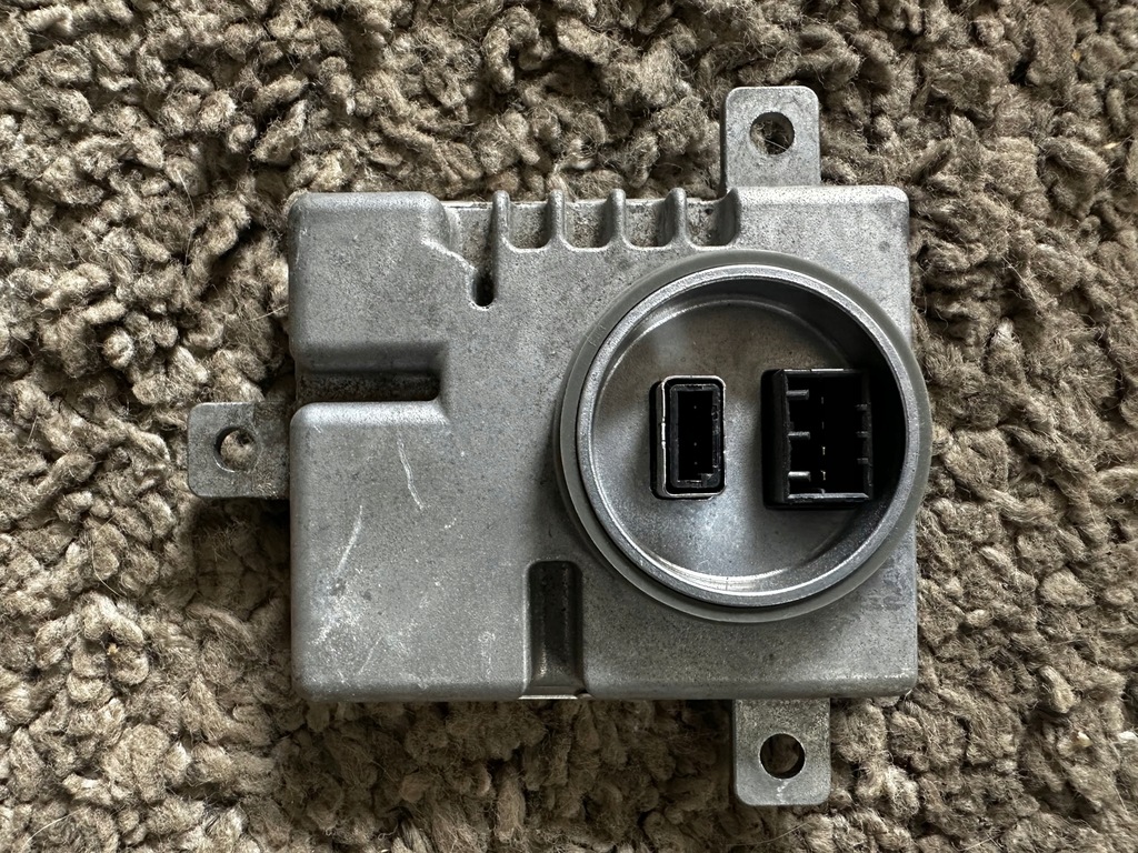 PRZETWORNICA XENON VW AUDI A5 A6 Q5 Q7 8K0941597C