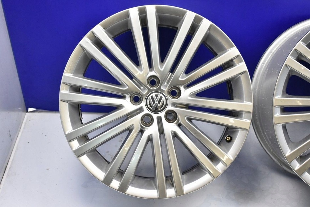 FELGI 7Jx17 ET46 5x100 VW POLO 6R GOLF A1 FABIA 7715123971