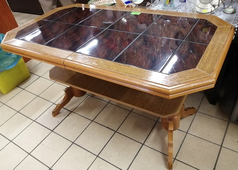 Stół z kafelkami wys 65 x szer 115 x gł 65 cm